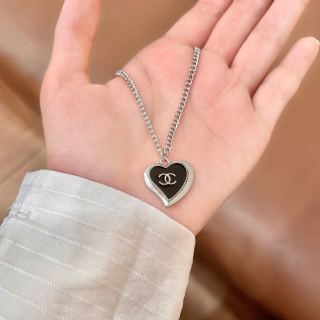 CHANEL Noir Heart CC Pendant Necklace