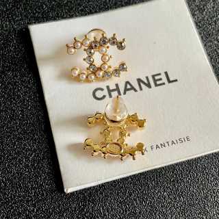 CHANEL Petal Parade CC Hoop Earrings
