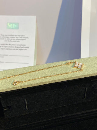 Louis Vuitton Blossom Star Pearl Chain Bracelet