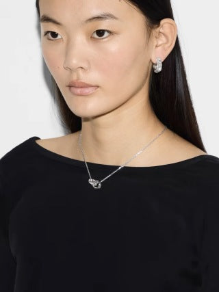 Gucci Minimal Interlocking G Pendant Fine Chain Necklace
