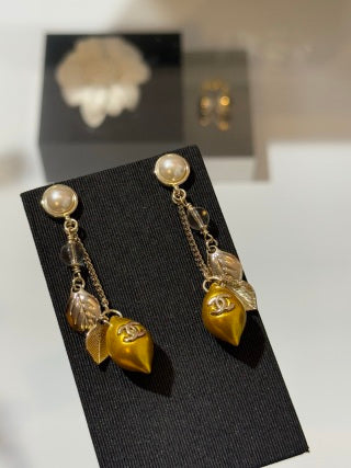 Chanel Pearl Gold Fruit Charm Drop Earrings – Elegant Luxury Fashion Jewelry