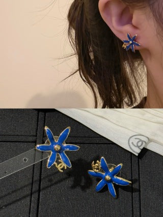 Chanel Blue Floral CC Stud Earrings – Elegant Luxury Fashion Jewelry