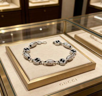 Gucci Ornate GG Medallion Link Bracelet
