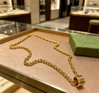 Gucci GG Oval Link Barrel Pendant Necklace