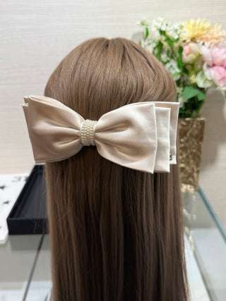 Chanel Romantic Pearl Bow Hair Set