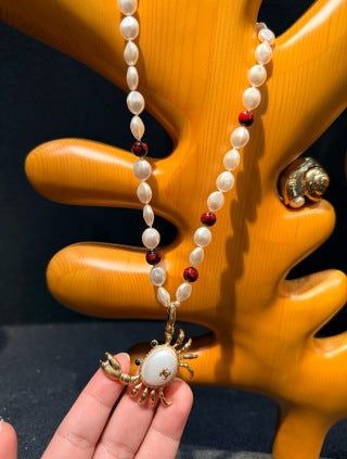 Chanel Pearl Gold Charm Choker Necklace – Elegant Luxury Fashion Jewelry