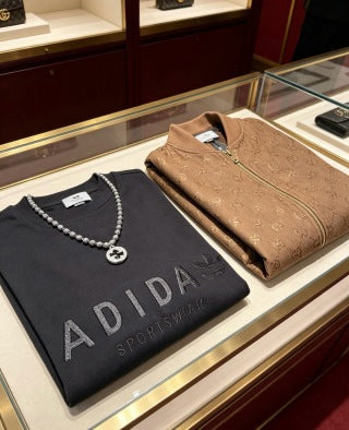 Gucci Interlocking G Beaded Medallion Long Chain Necklace