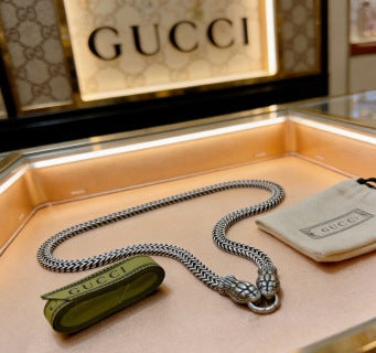 Gucci Interlocking G Snake Chain Link Necklace