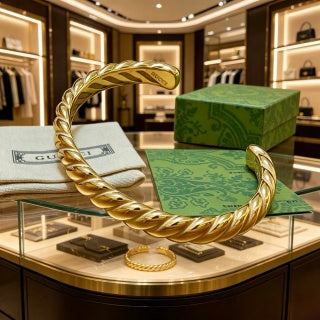 Gucci Interlocking G Twisted Chain Cuff Bracelet