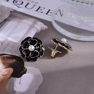 CHANEL Noir Pearl Blossom Stud Earrings