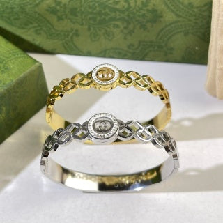 Gucci GG Oval Link Medallion Cuff Bracelet