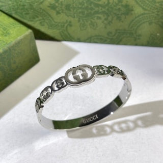 Gucci GG Oval Link Crystal Cuff Bracelet