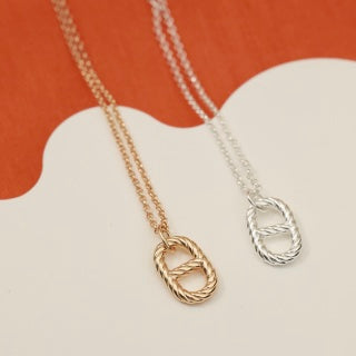 Hermès Beaded Oval Loop Pendant Necklace