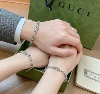 Gucci Interlocking Link Toggle Chain Bracelet