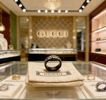 Gucci Interlocking G Black Crystal Pavé Ring
