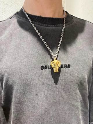Gucci Lion Head Pendant Chain Necklace