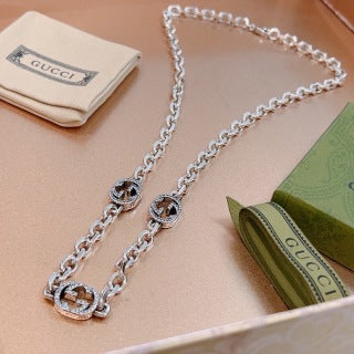 Gucci Interlocking G Pavé Medallion Link Necklace