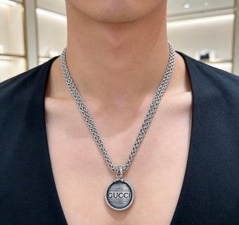 Gucci Round Medallion Logo Pendant Chain Necklace