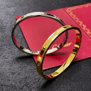 CARTIER Alveris Essential Slim Bangle