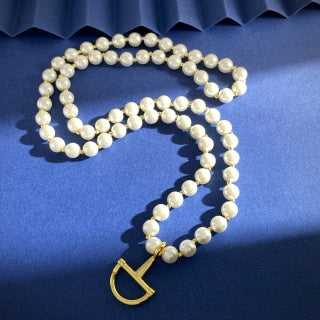 Gucci Pearl Bead Horsebit Pendant Necklace