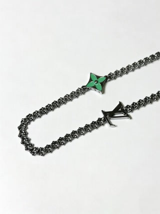 Louis Vuitton Emerald Star Charm Necklace