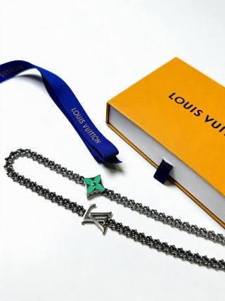 Louis Vuitton Emerald Star Charm Necklace