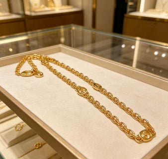 Gucci GG Double Ring Link Gold Chain Necklace