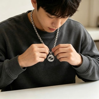 Gucci GG Crystal Circle Medallion Silver Chain Necklace
