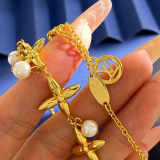 Louis Vuitton Pearl Star Bloom Layered Necklace