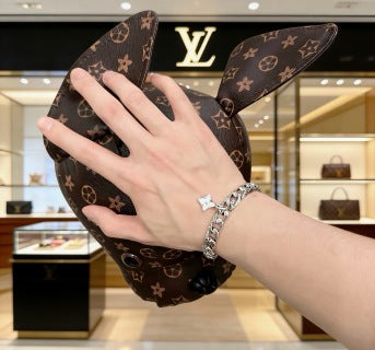 Louis Vuitton Star Blossom Link Chain Bracelet