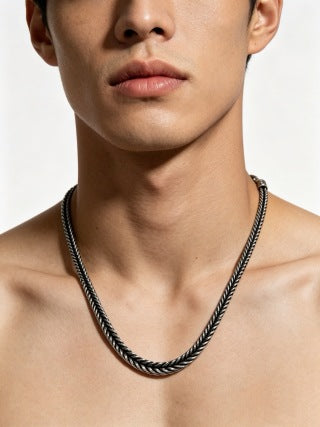 Louis Vuitton Cobra Link Chain Necklace