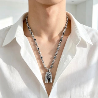 Gucci GG Twin Barrel Charm Silver Chain Necklace