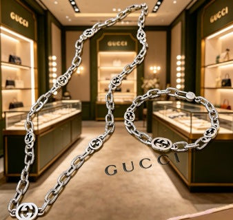 Gucci GG Engraved Oval Link Chain Necklace