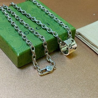 Gucci GG Barrel Pendant Chain Necklace